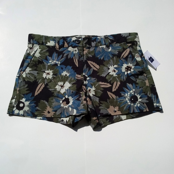 Gap Summer Chino Shorts - Picture 1 of 4